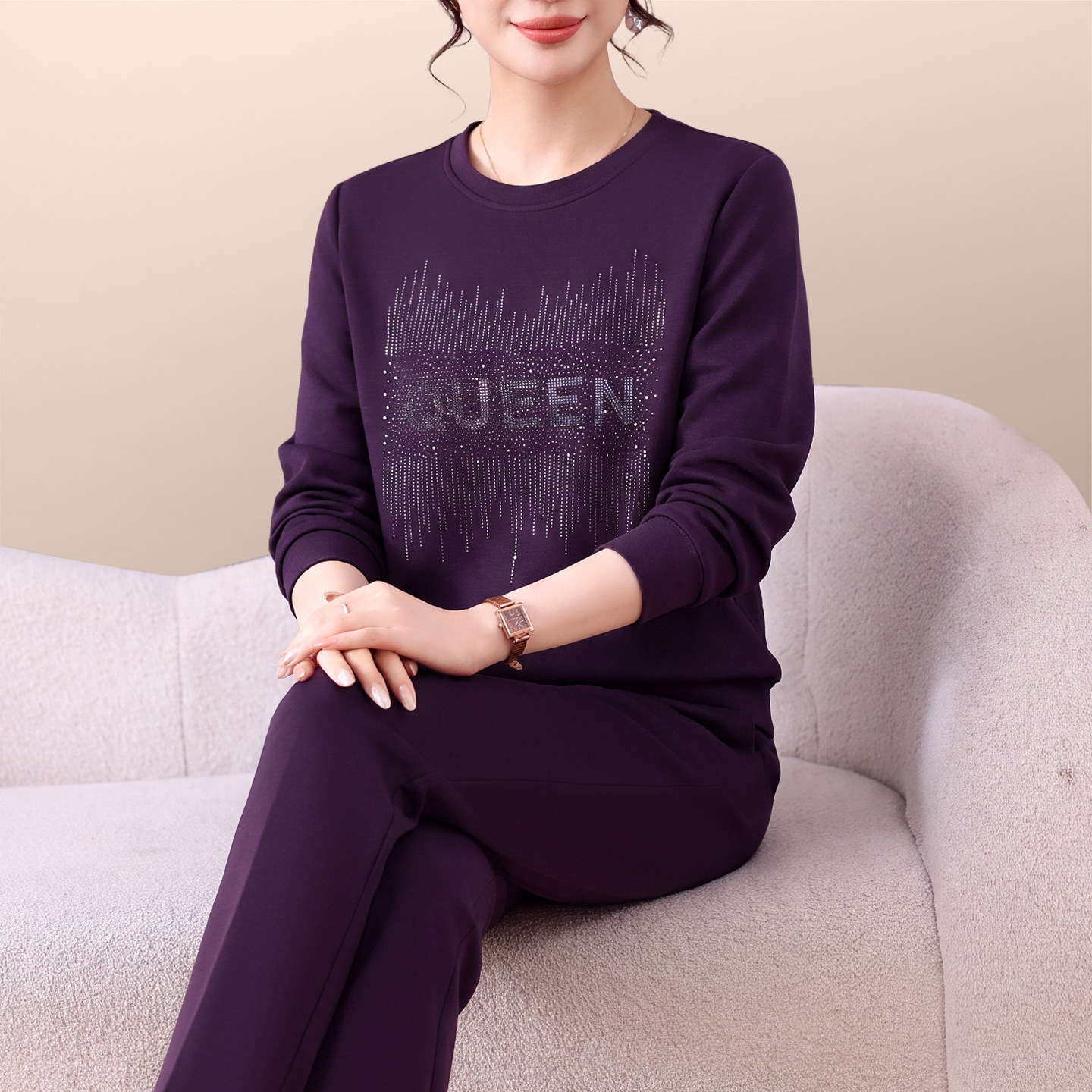 户外运动套装女士2026新款春秋季时尚圆领宽松减龄妈妈休闲两件套