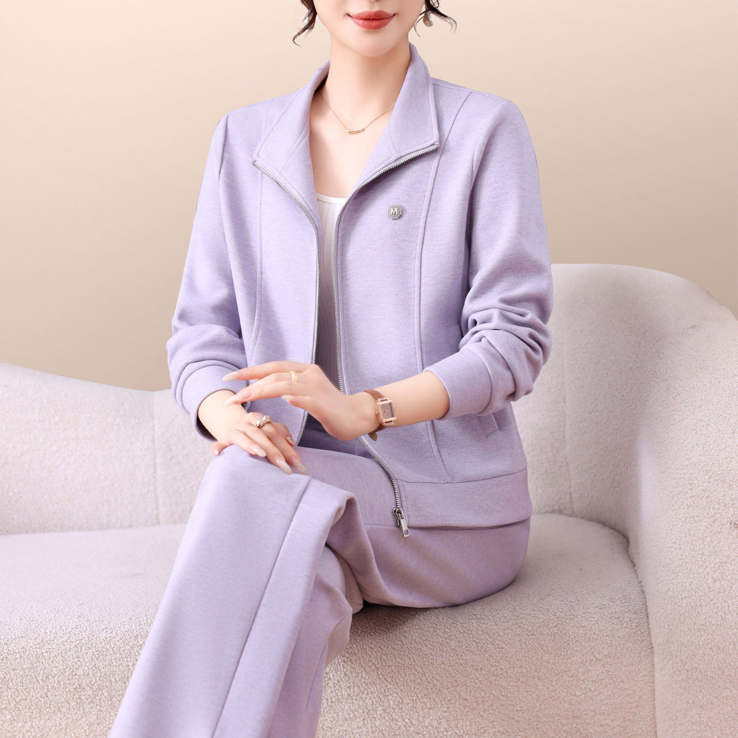 春秋季户外运动套装女士2026新款妈妈减龄时尚百搭气质修身两件套
