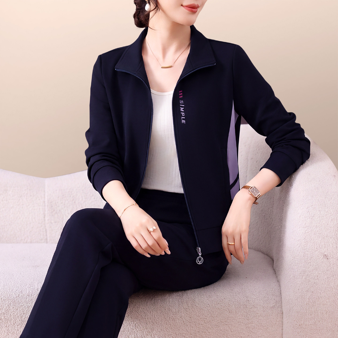 运动套装女款2026新款秋户外休闲减龄妈妈大码显瘦洋气宽松两件套