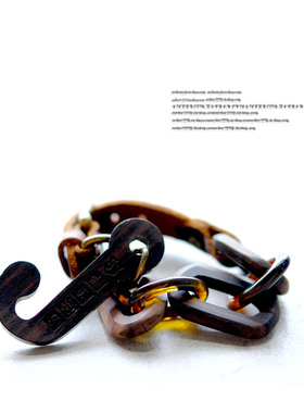 成人童话No.41 J┆品牌高端限量版手链 关键词：松木 真皮 童趣