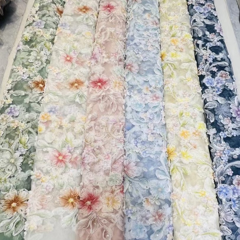 N100跨境彩色盘花珠绣亮片立体刺绣网纱时尚面料制衣洋服布料粉色