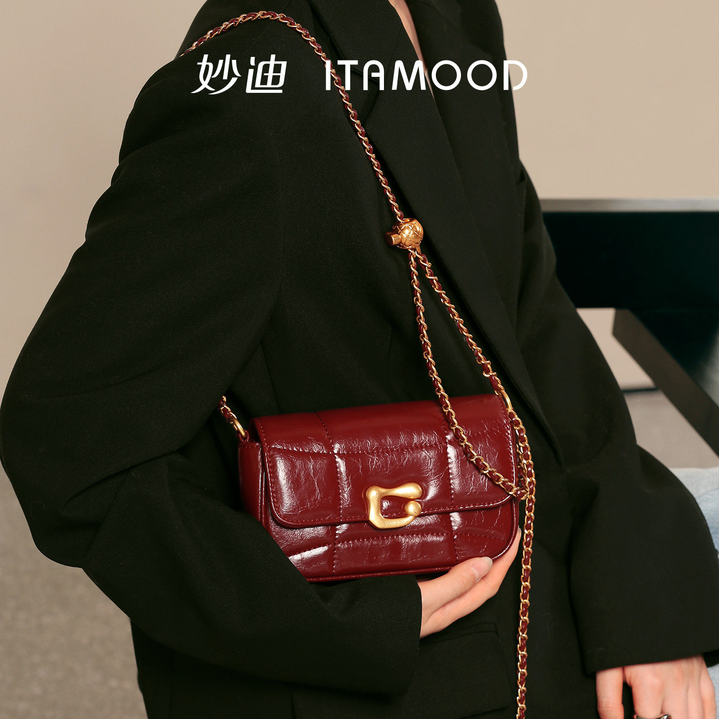 妙迪红色包包链条斜挎包轻奢小众高级感精致通勤牛皮单肩腋下包女