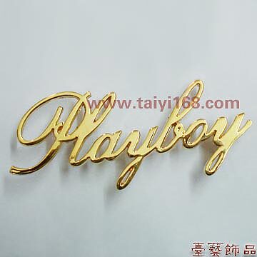 厂家制作金属镂空徽章 定做字母胸章 定制勋章 制作胸牌合金工艺