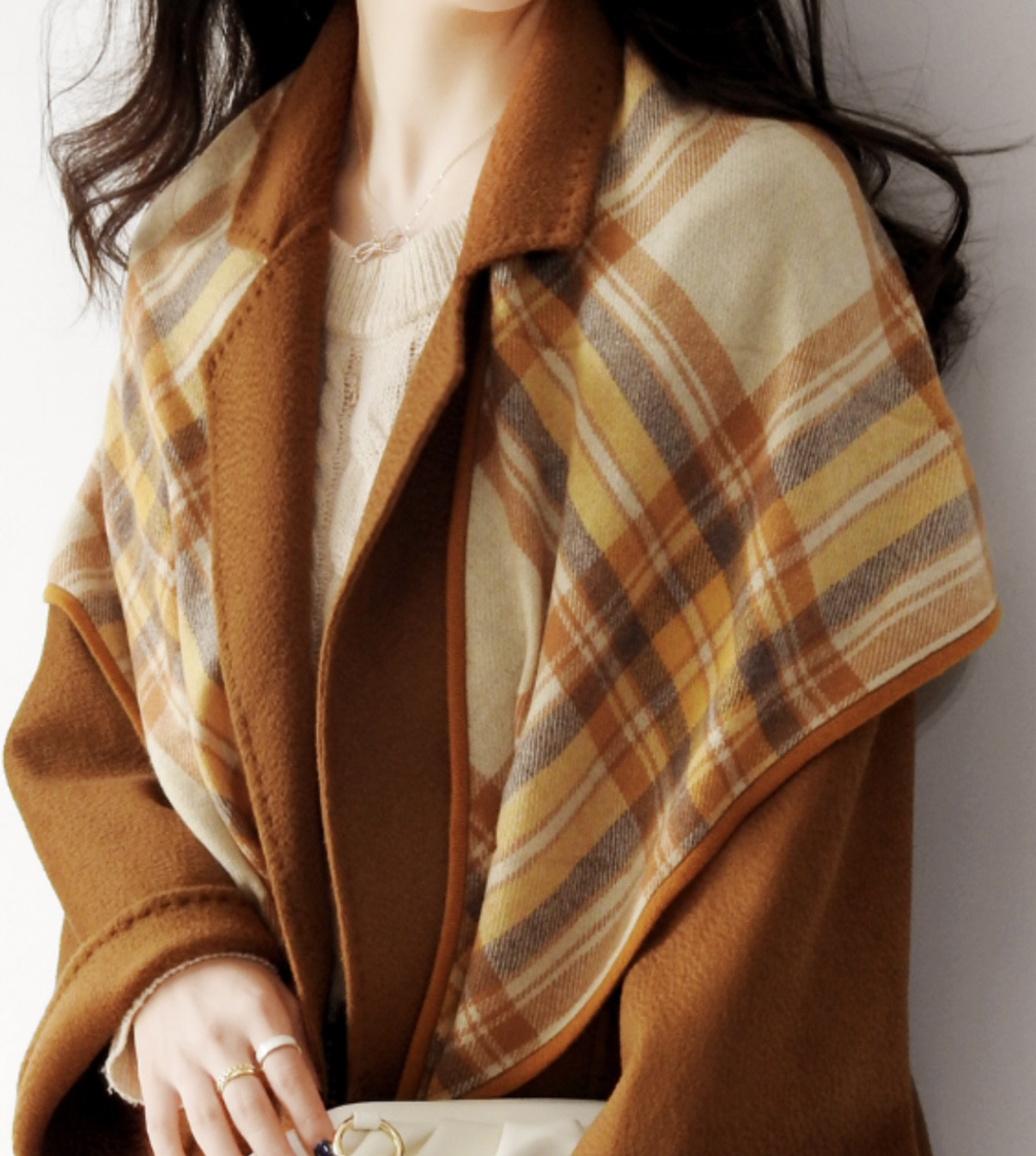 【LU】英伦格纹山羊绒秋冬季百搭三角围巾女款日系高级感防风围脖