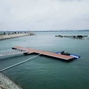 铝合金码头靠墙式登船平台水上浮桥游艇泊位栈道斜坡踏引桥步梯