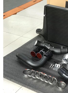 SNOWTECH加大中冷B8 B8.5 A4L A5 Q5 A6 A7 MACAN 2.0T中冷器