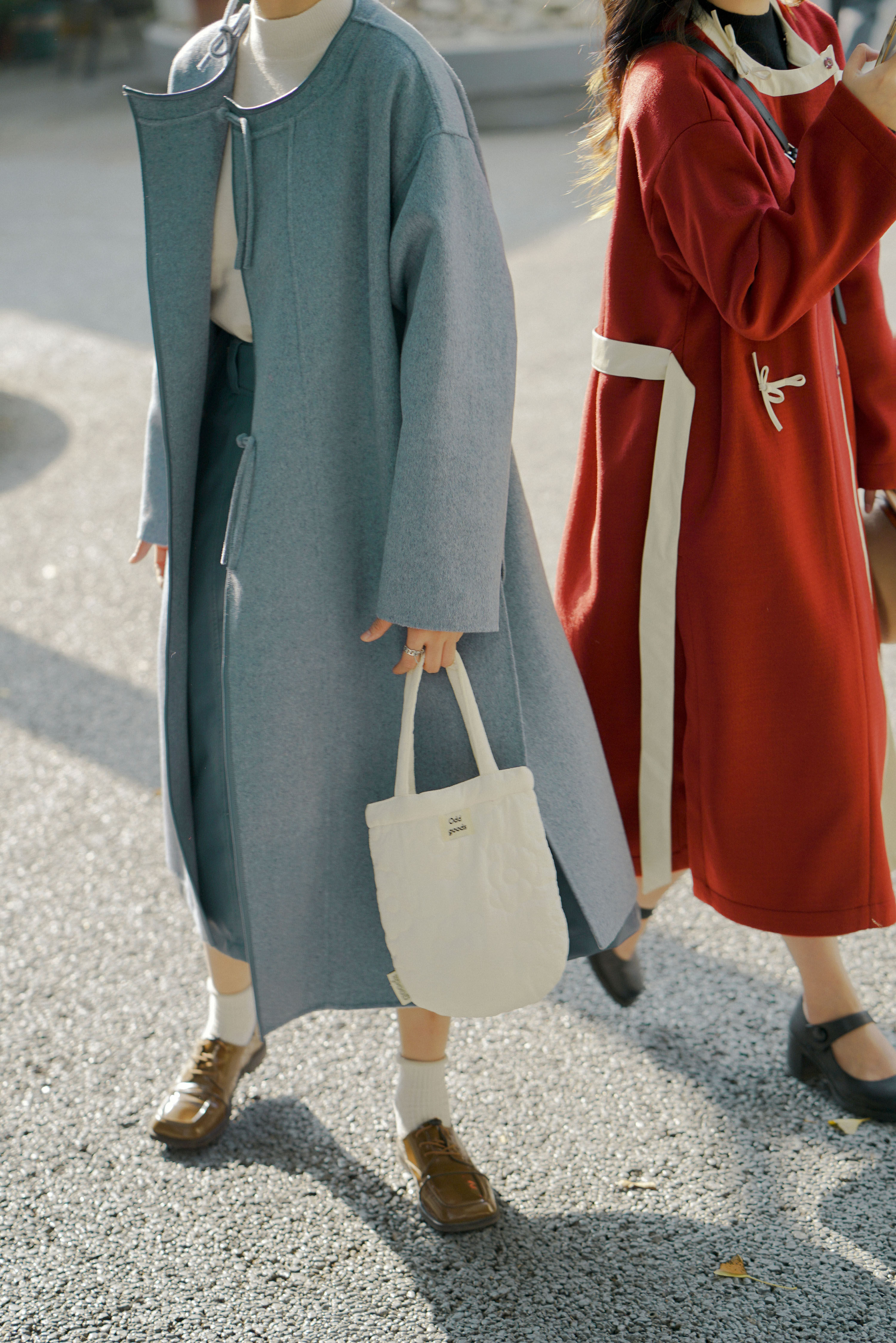 LUZHOUJI 블루 매화 양면 양모 HANFU 요소 양모 라운드 넥 롱 코트 A 라인 가죽 하프 길이 비정형 스커트 가을 겨울 자켓