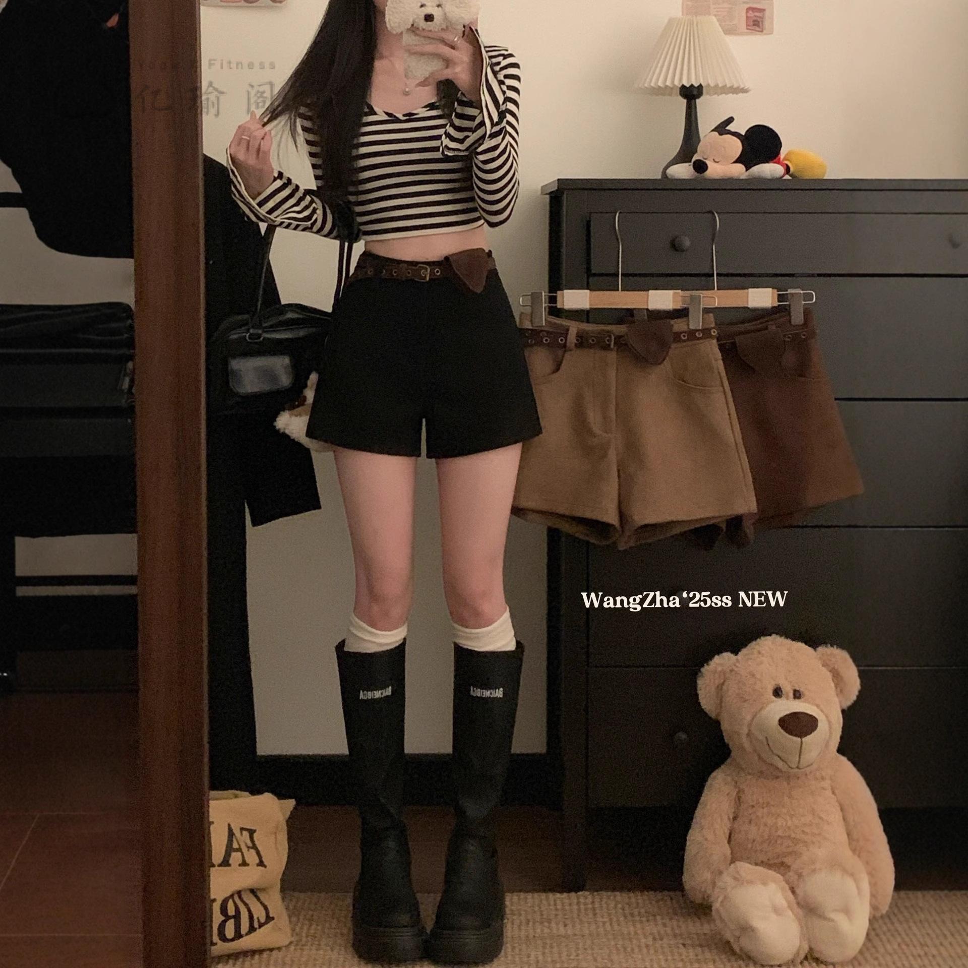 复古麂皮绒高腰包臀短裤女秋款