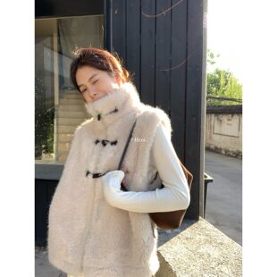 hers牛角扣立领仿皮毛一体马甲92657 一勺甜 孤品清仓