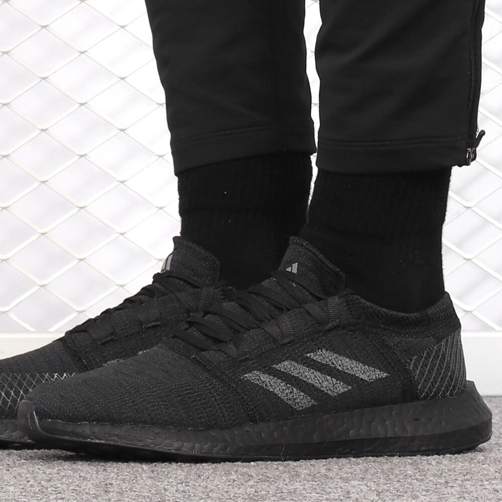 Adidas/阿迪达斯正品男鞋2019新款运动鞋BOOST低帮跑步鞋F35786