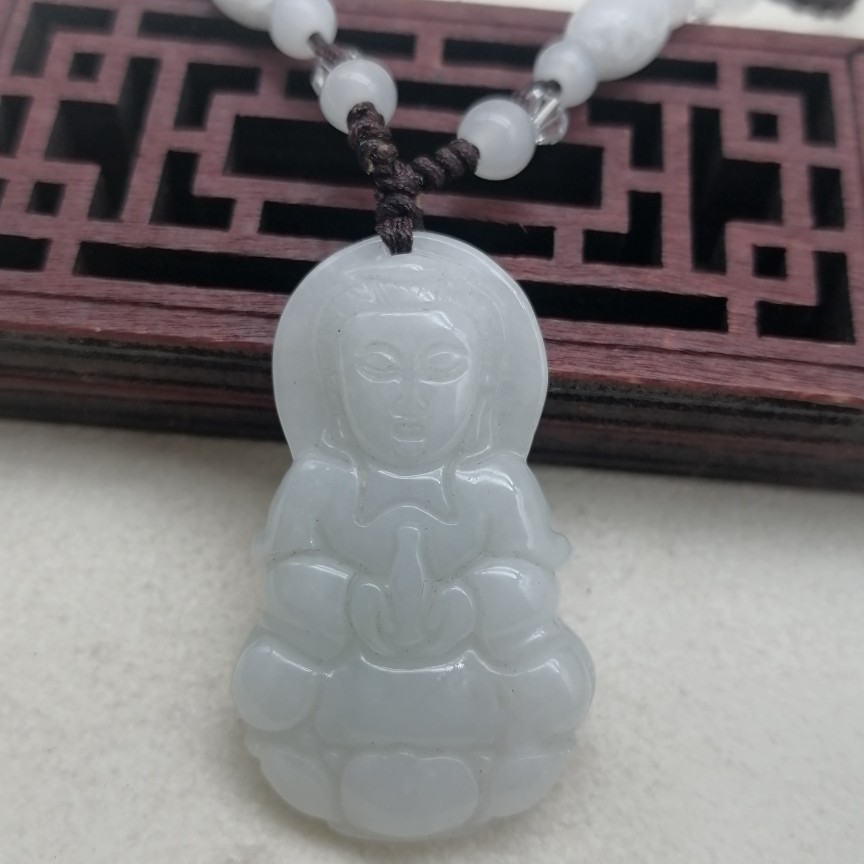 天然翡翠观音吊坠项坠挂件尺寸约40x23mm