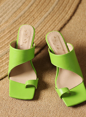 春夏新款套趾猫跟凉鞋米白色绿色高跟凉拖鞋大码44 45 46 47 48