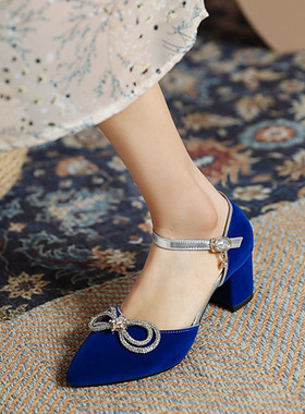 性感水钻蝴蝶结粗跟四季鞋蓝色女鞋子中空单鞋大码44 45 46 47 48