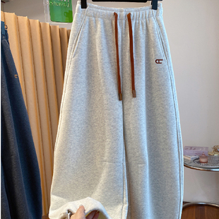 2025冬新款韩系灰色加绒弯刀卫裤女宽松休闲百搭香蕉裤抽绳束脚裤