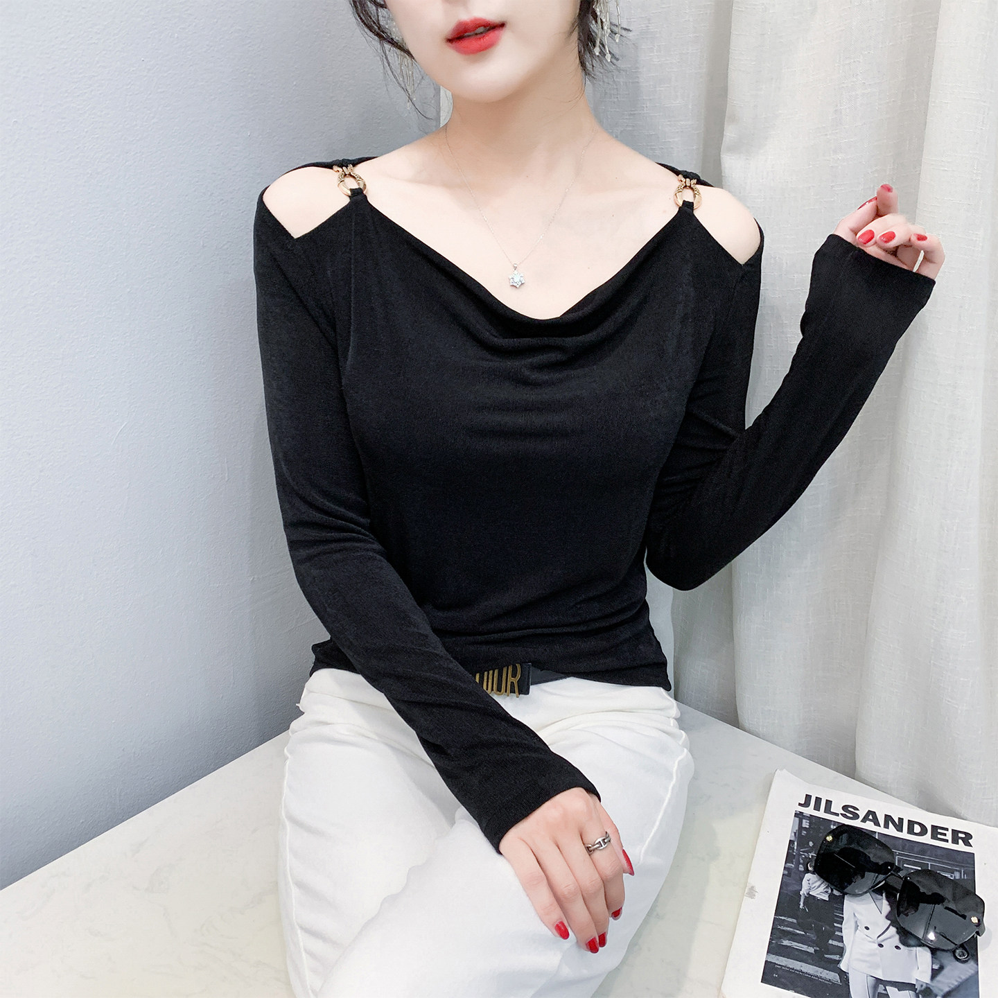 欧货打底衫女2025秋装新款设计感荡领上衣洋气性感露肩长袖t恤潮,女装/女士精品,T恤,淘宝优惠券,粉丝福利购,淘宝优惠卷