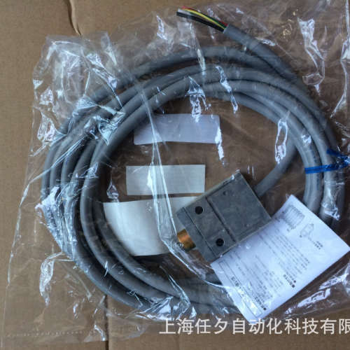 欧姆龙限位开关D4C-6301