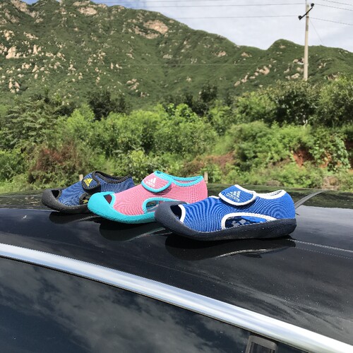 adidas阿迪达斯男童女童包头凉鞋