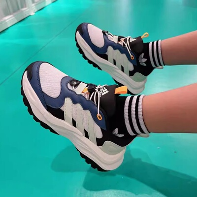 Adidas 阿迪达斯 儿童春秋缓震舒适防滑耐磨运动休闲鞋 JI1532