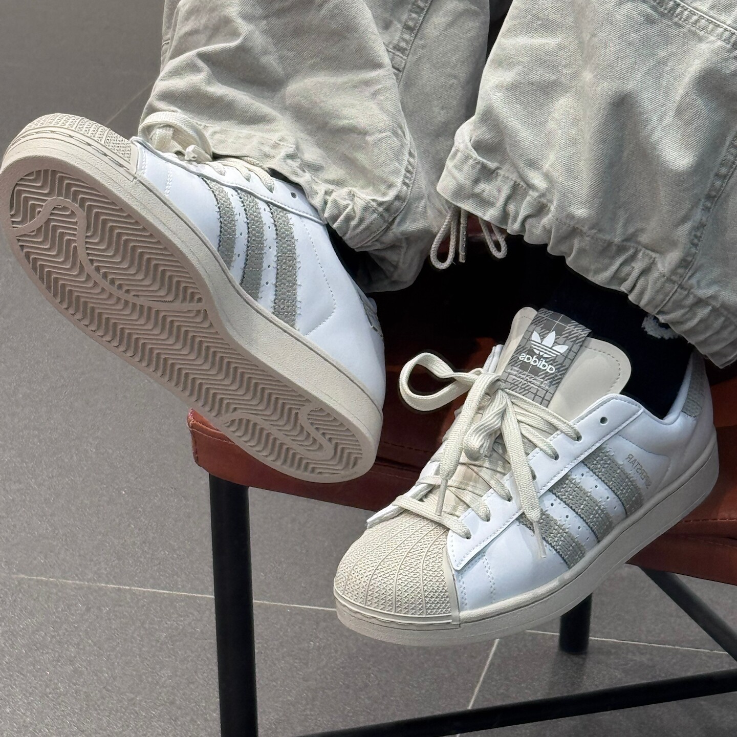 Adidas 阿迪达斯 三叶草 男女经典时尚百搭贝壳头休闲板鞋 HP7107