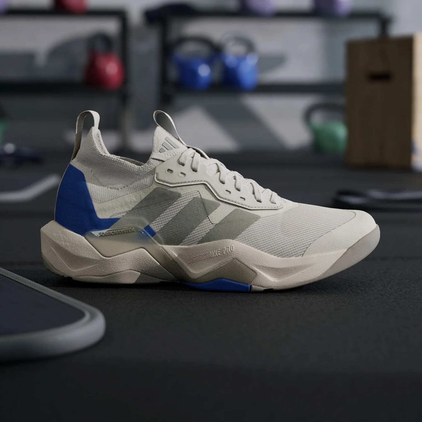 Adidas 阿迪达斯 男子超轻缓震回弹透气综合训练鞋运动鞋 JP7973图片