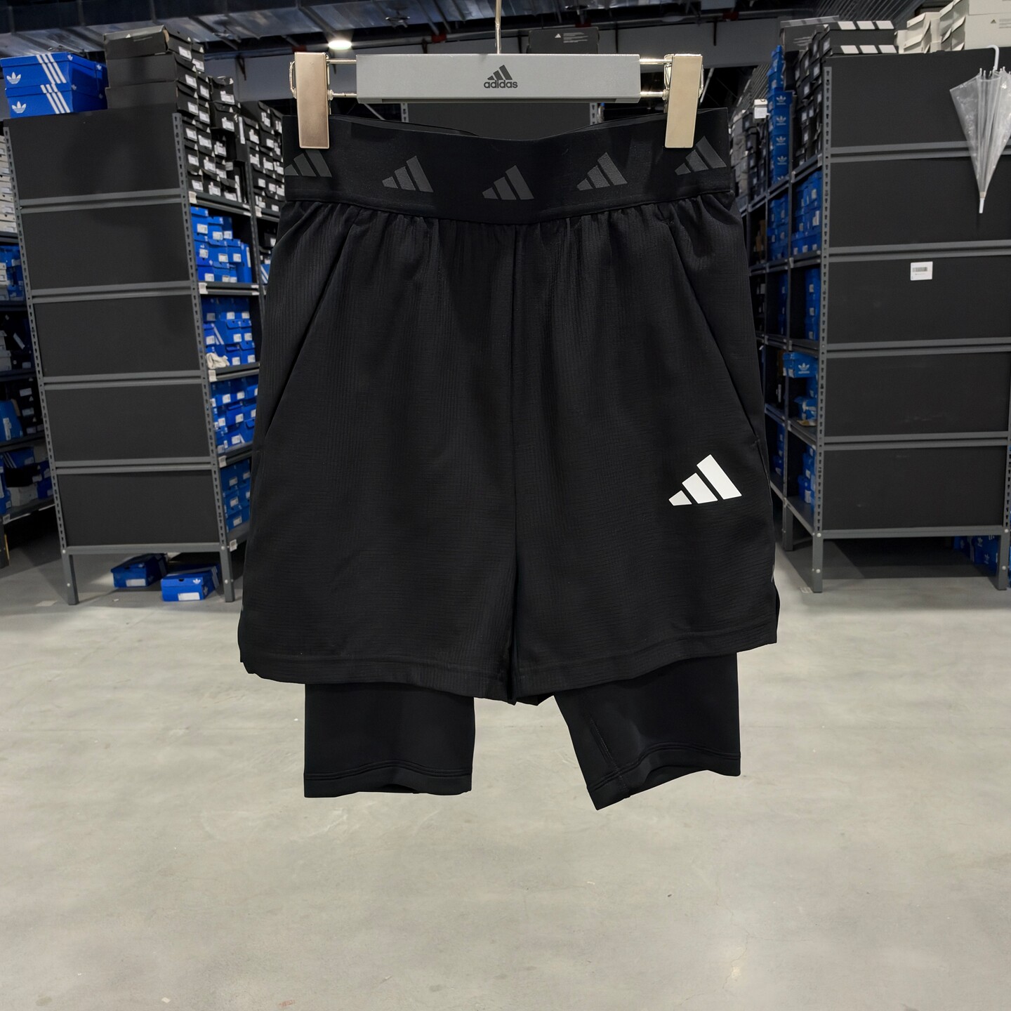 Adidas 阿迪达斯正品 男款运动训练舒适透气梭织健身短裤 JE5665