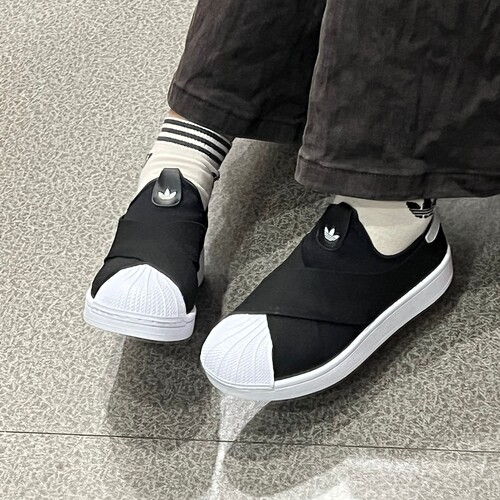 Adidas 阿迪达斯 三叶草 男女经典一脚蹬贝壳头休闲板鞋 KH8210