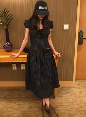 韩国chic 鬼马系少女 7月暑气盛 淡淡格子可爱魅力连衣裙