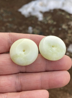 天然正品陕西西安蓝田玉平安扣吊坠直径26mm左右男女款黄绿色带证