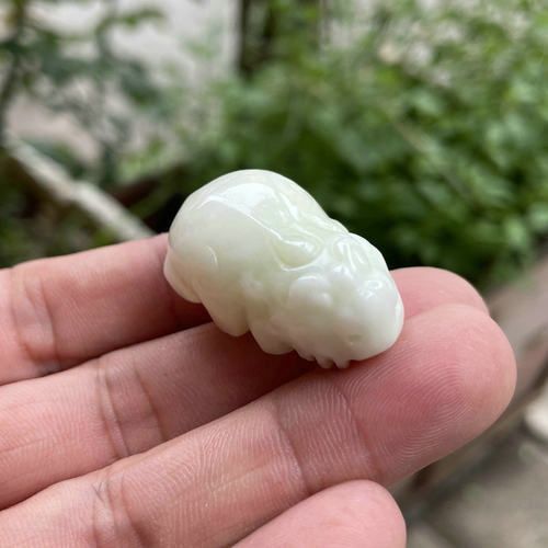 精品手工雕刻西安蓝田玉貔貅吊坠