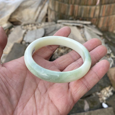 兵马俑活玉陕西蓝田玉老翠玉手镯