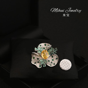 领针领口防走光胸花配饰 轻奢高级感山茶花花朵胸针磁吸扣气质开衫