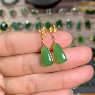 苹果绿耳钉