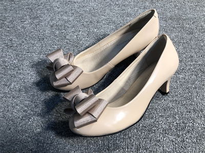 浅口欧美漆皮蝴蝶结女鞋百搭