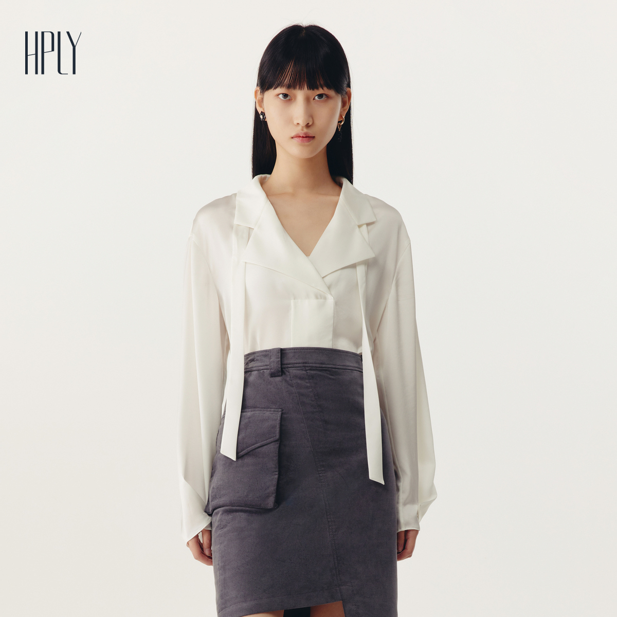 上衣HPLY/荷比俪V领宽松