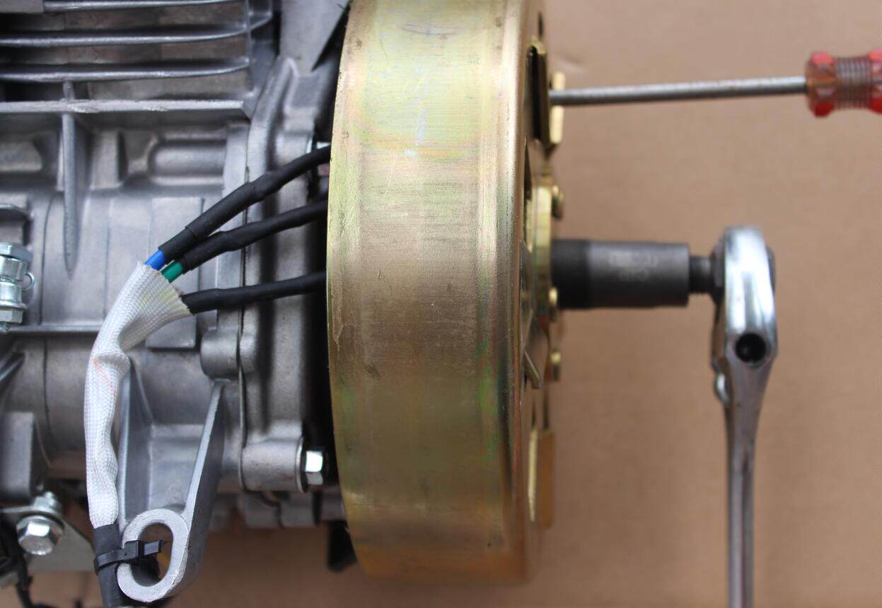 增程器拉马发电机拆卸工具转盘磁钢转子专用拆卸工具拉子转盘拉马