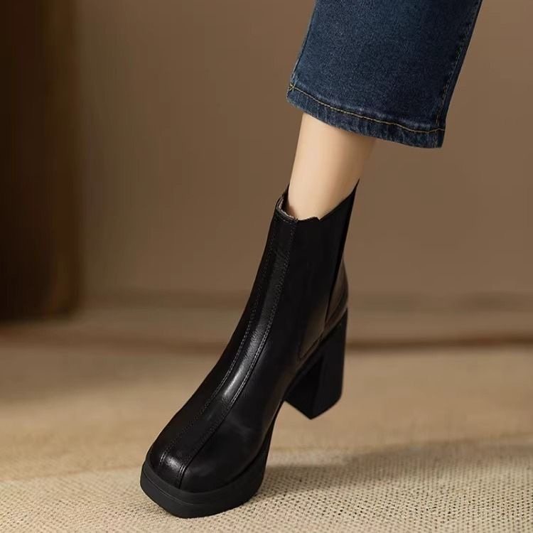 闭眼入真皮软厚底短筒时装靴秋冬新款粗跟高跟圆头气质短靴女百搭,女鞋,时装靴,淘宝优惠券,粉丝福利购,淘宝优惠卷