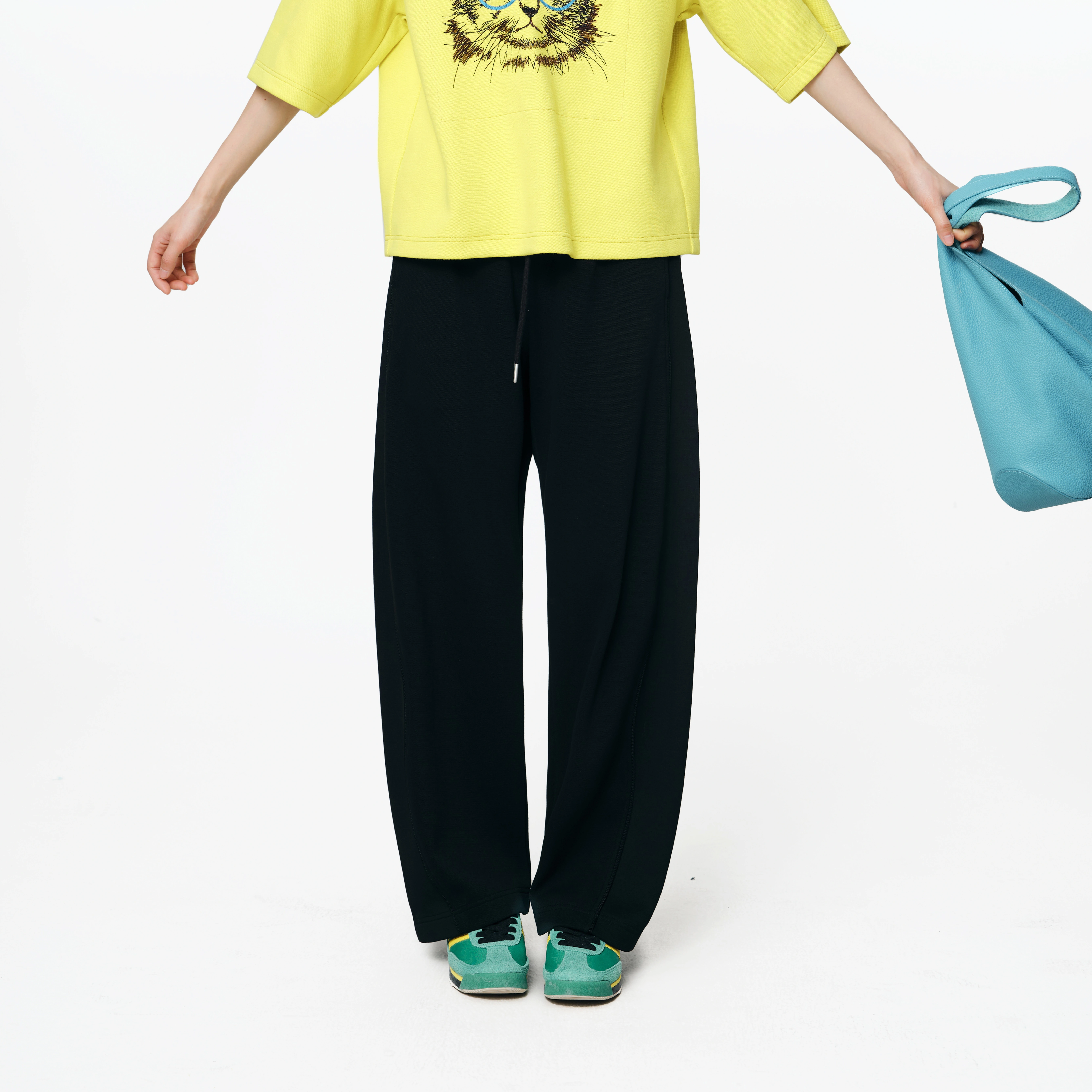 弹力丈根腰、口袋、弧线