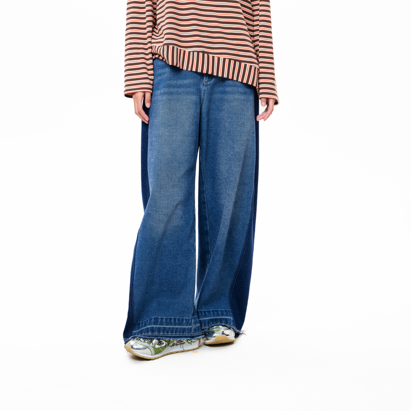 后腰松紧，小猫织唛、撞色侧边