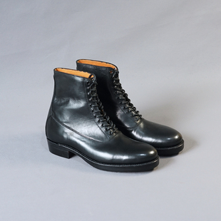 袋鼠皮巴尔莫勒牛津时装 履诚Classic Boot Balmoral 工靴 24新款