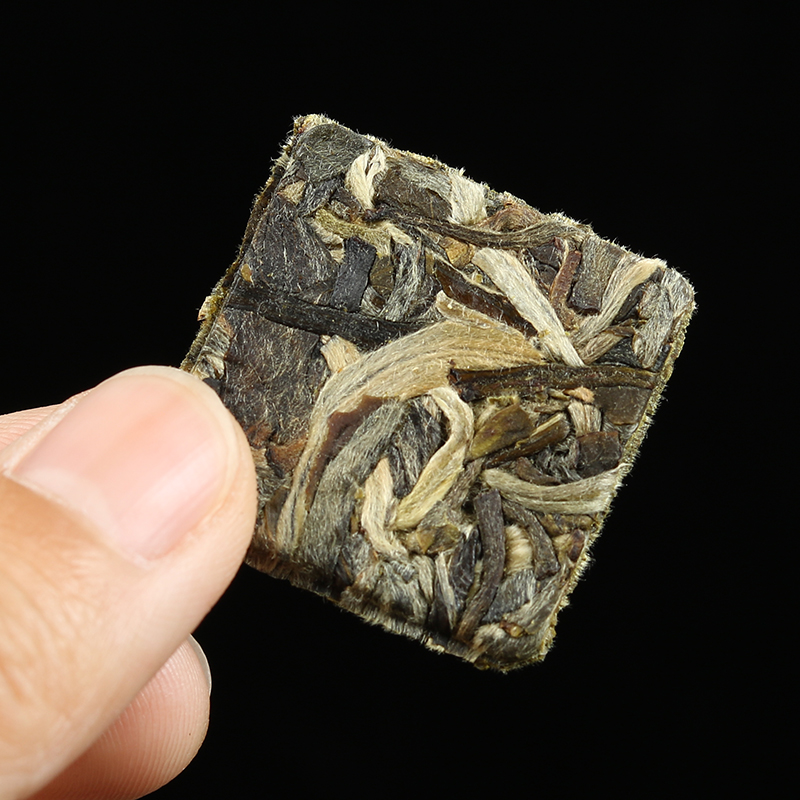 拍三送一 云南普洱茶生茶 守一轩薄片普洱90克迷你小沱茶砖茶旅行