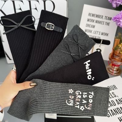 2025年新款欧货饰品袜子女长筒袜新款皮带蝴蝶结网红爆款饰品袜