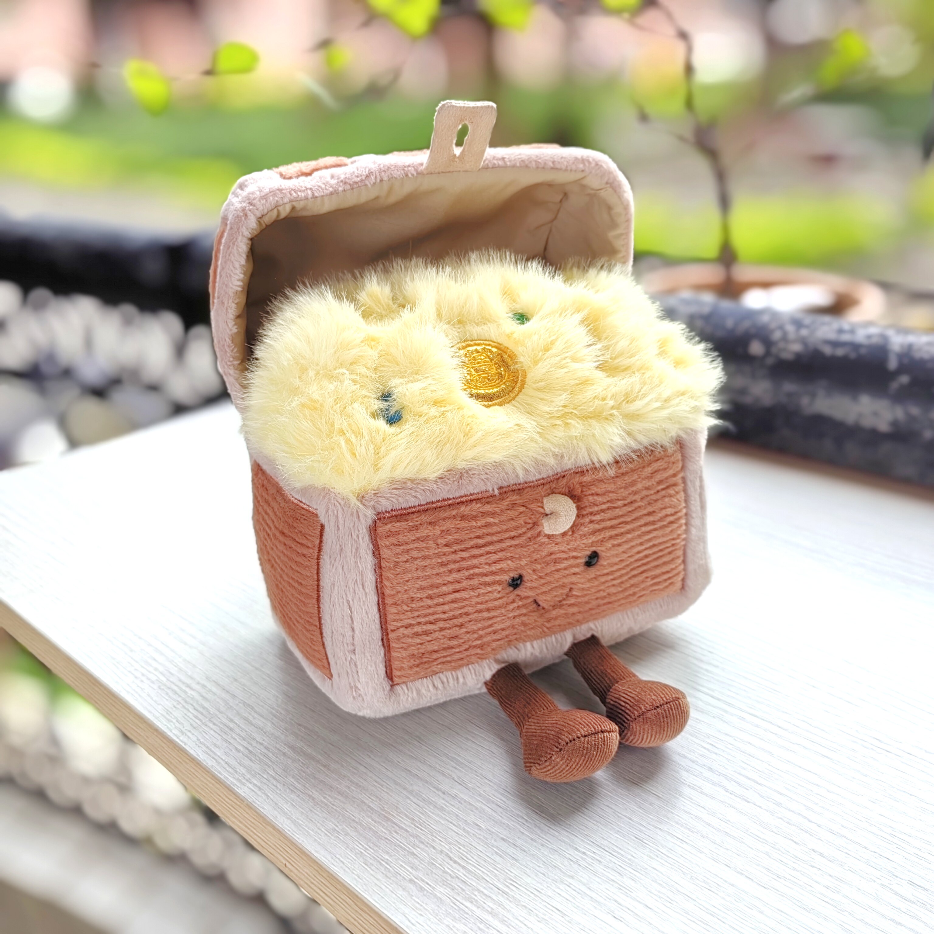 Jellycat宝箱怪冒险家金币宝贝芙图片