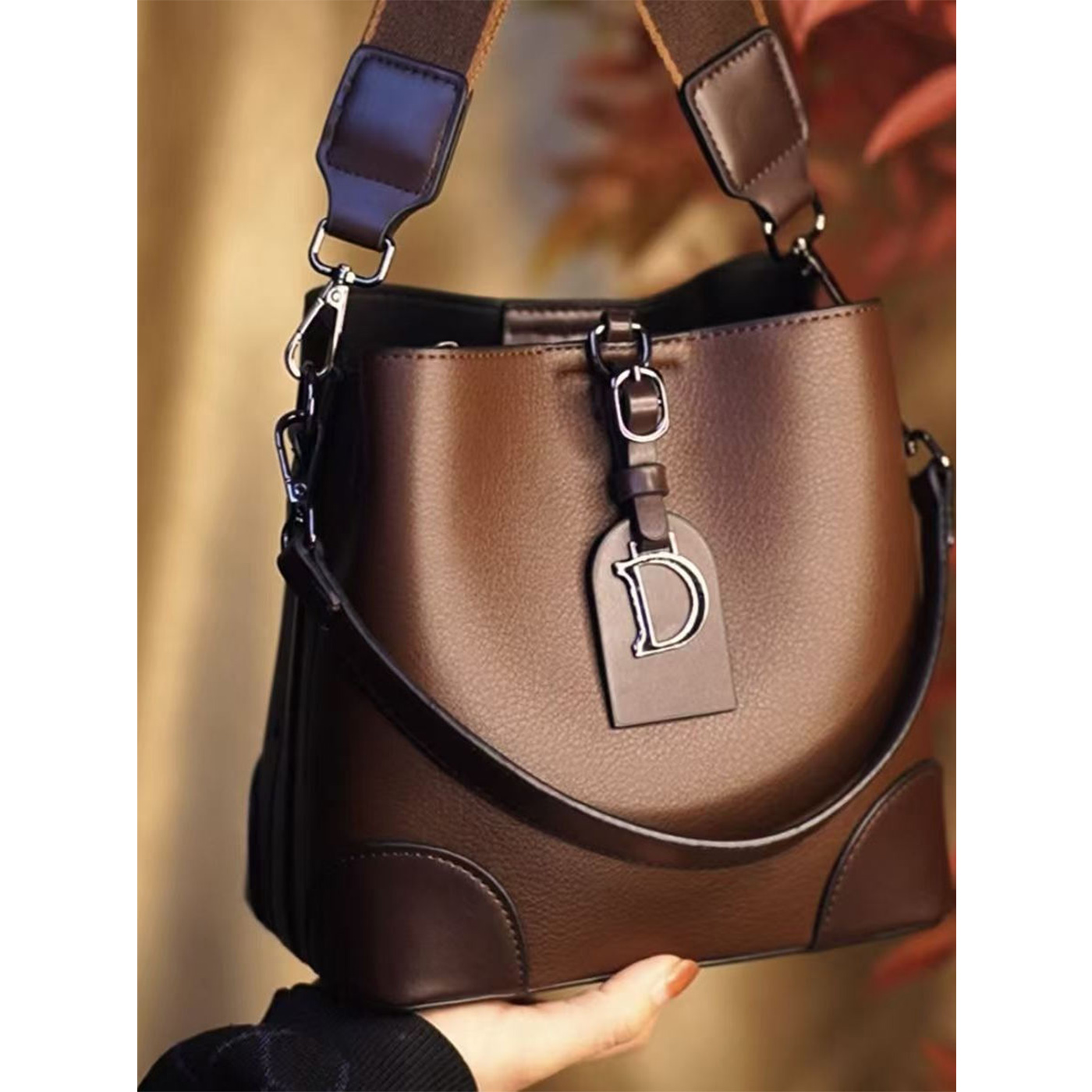 高级感单肩斜挎包女秋冬2025新款