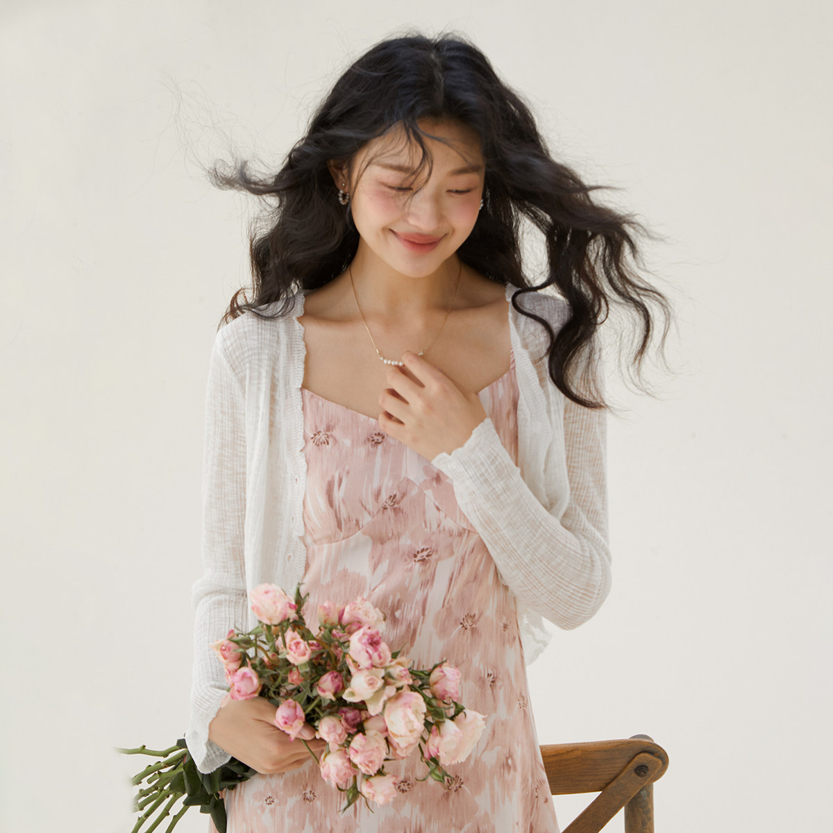 one more百搭v领针织开衫女薄款长袖外套披肩外搭小罩衫气质