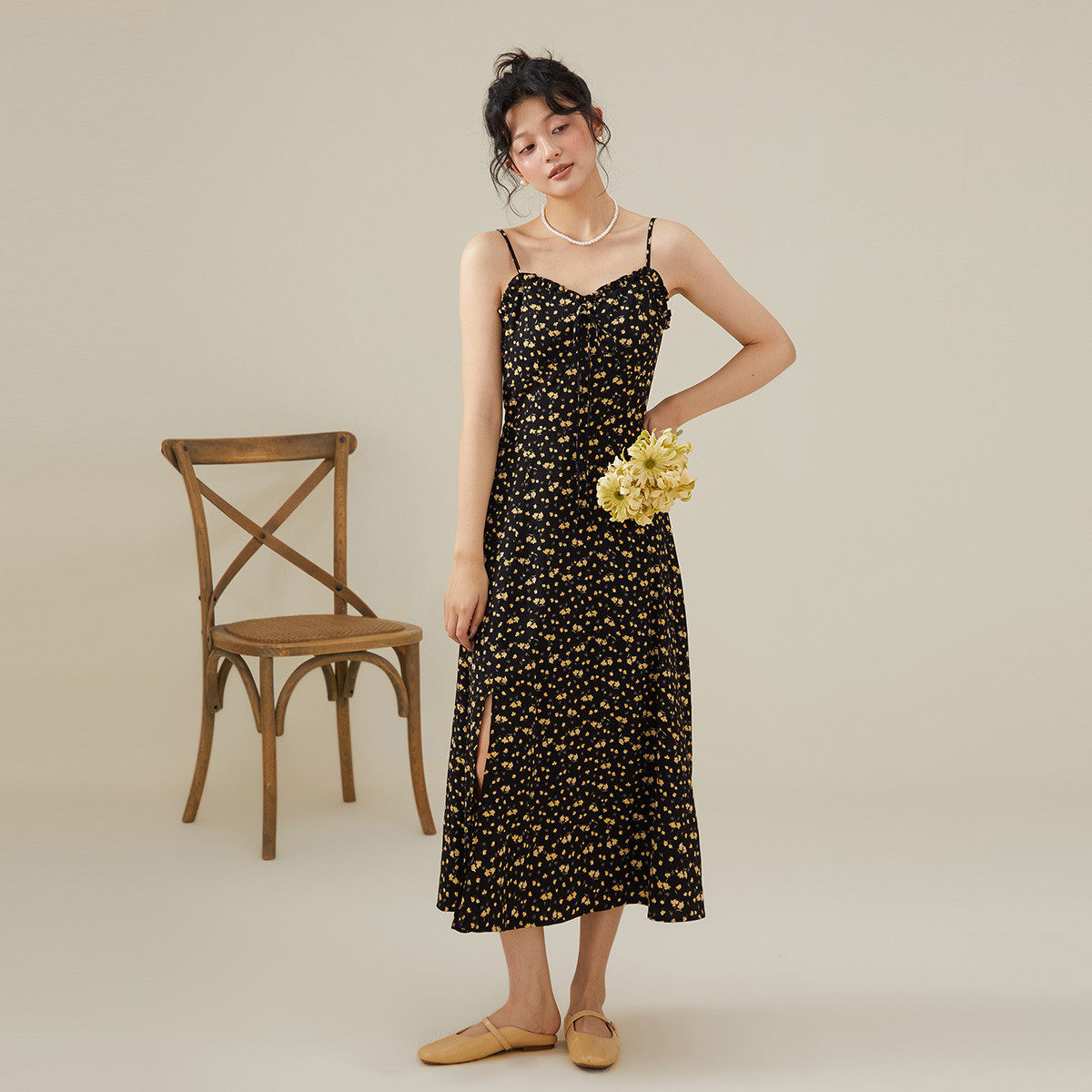 one more2025夏季新款法式碎花连衣裙女气质高级感吊带裙雪纺裙子,女装/女士精品,连衣裙,淘宝优惠券,粉丝福利购,淘宝优惠卷