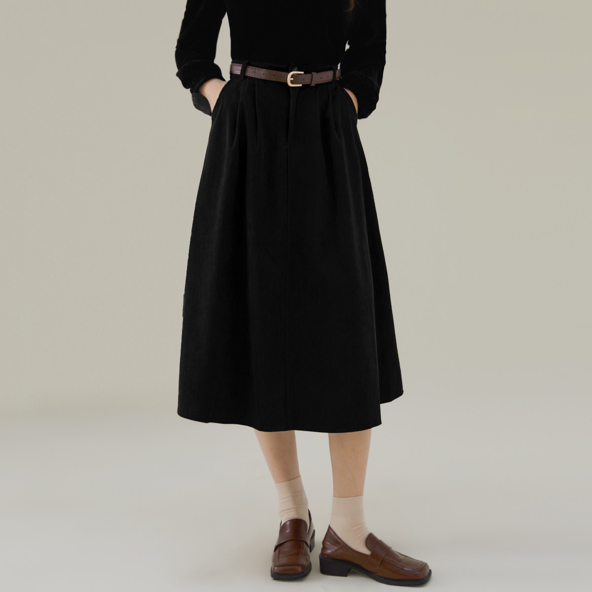 one more秋季美拉德半身裙女显瘦通勤高级感灯芯绒裙子中长a