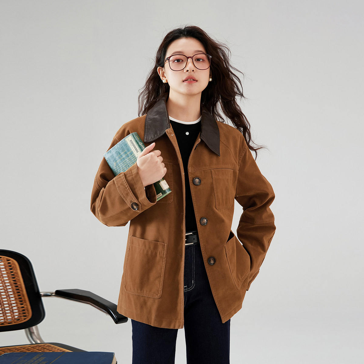 one more2026新款时尚撞色翻领鹿皮绒女装外套小个子工装