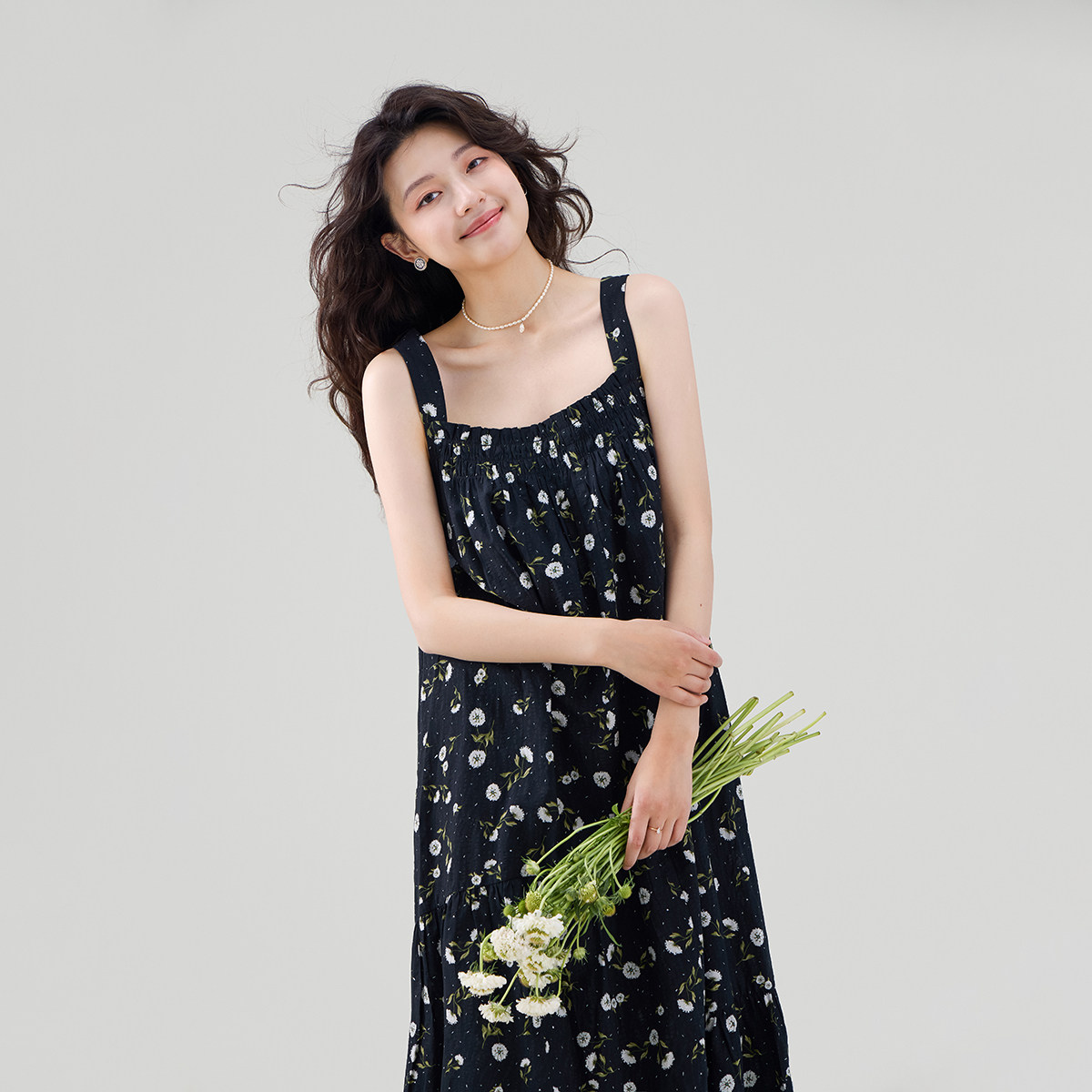 夏季裙子宽松显瘦洋气法式碎花连衣裙女高级感长款a字纯棉吊带裙