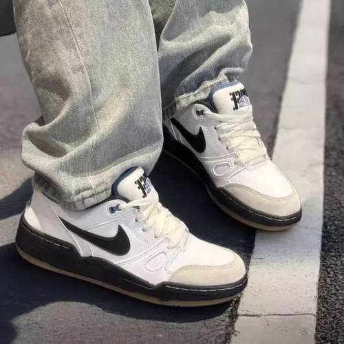 Nike/耐克 Full Force Low白黑色男子低帮减震耐磨板鞋HJ7262-100