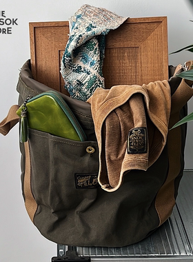 纵向书写 TVS¨ TSL复古情報 大容量军迷重工帆布 户外野战露营包